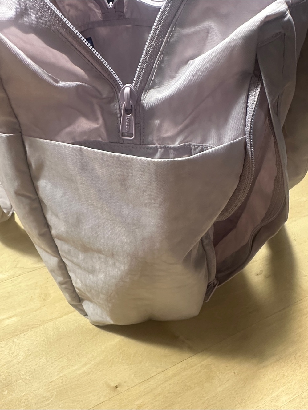BAGGU Small Cloud Carry-On Bag - Picture 10 of 14